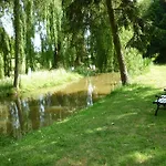 Smile & Braudieres Campsite Mezieres-sous-Lavardin