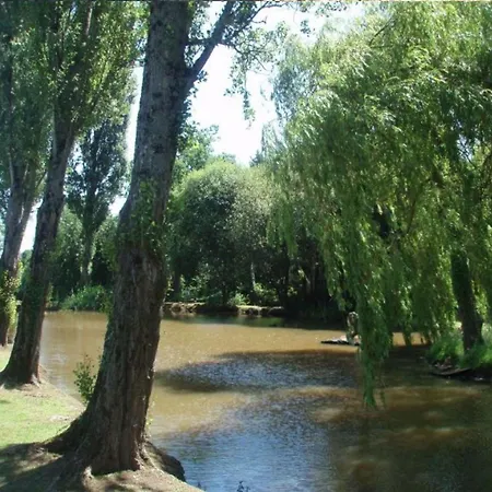 Smile & Braudieres Campsite Mezieres-sous-Lavardin