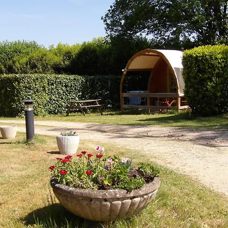 Smile & Braudieres Campsite *