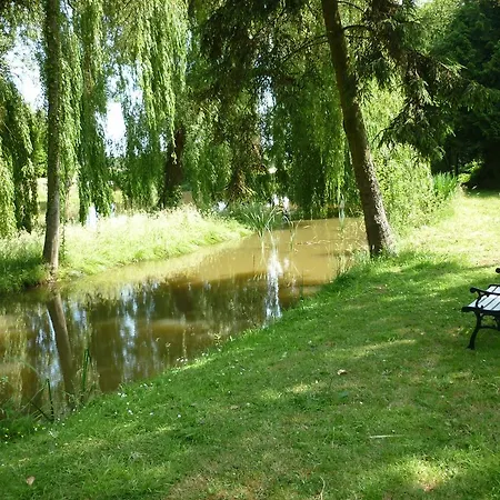 Smile & Braudieres Campsite Mezieres-sous-Lavardin