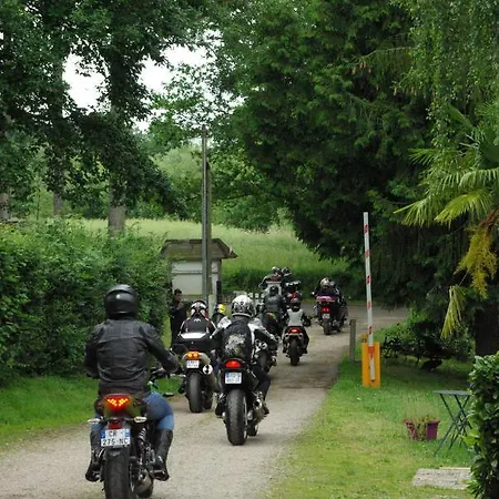 Campingplads Smile & Braudieres *