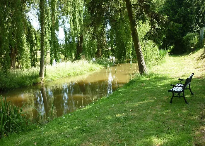 Smile & Braudieres Parque de Campismo Mézières-sous-Lavardin